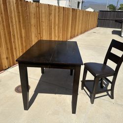 Kitchen Table And Chairs