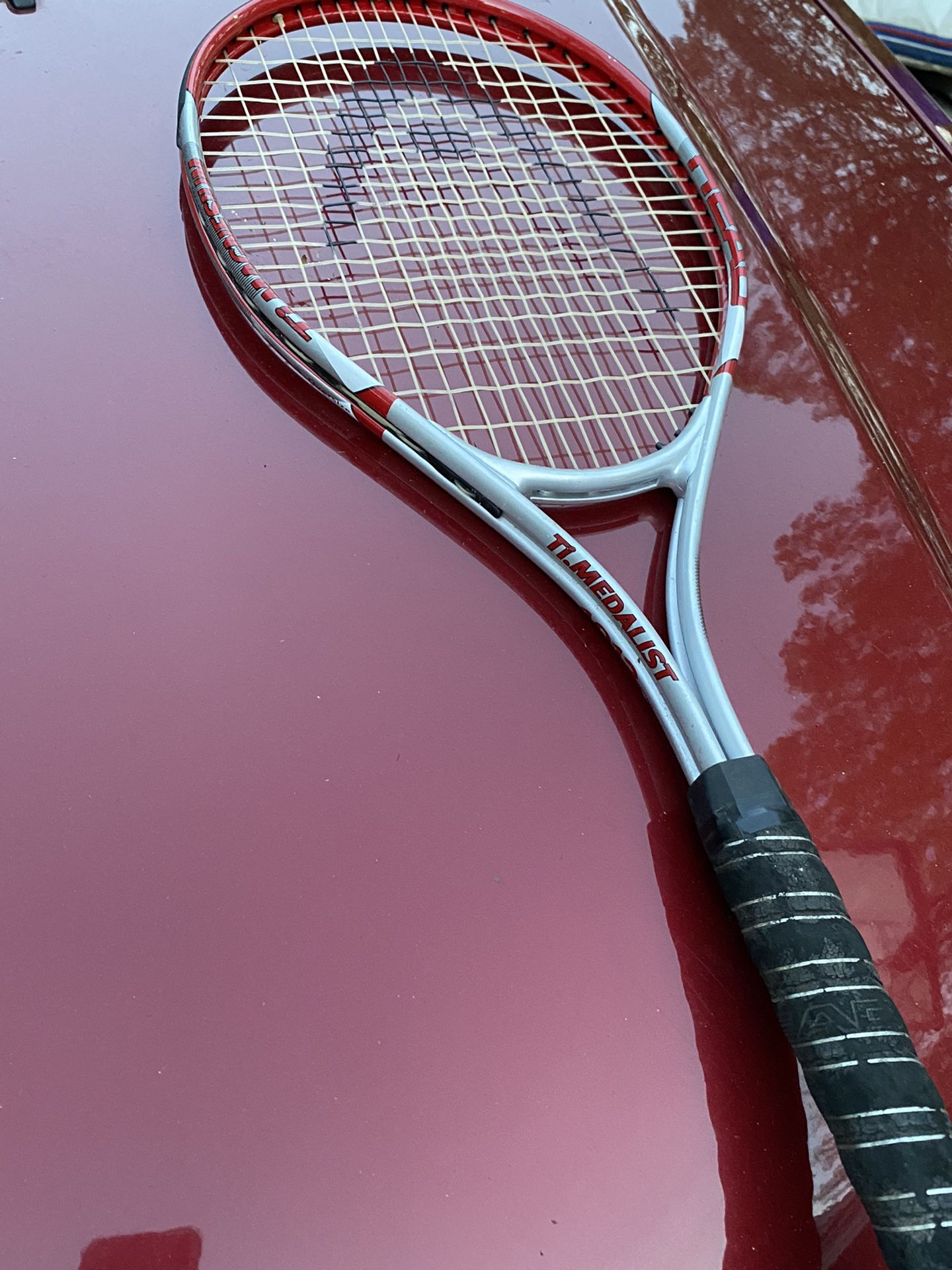Head TI medalist 1013 oversize TI magnesium tennis racket 4 1/4 inch grip