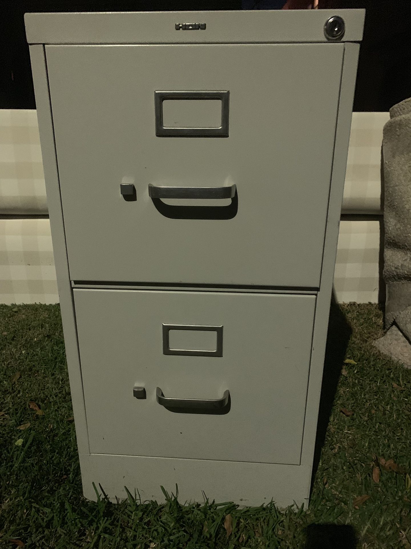 Free Metal 2 drawer file cabinet