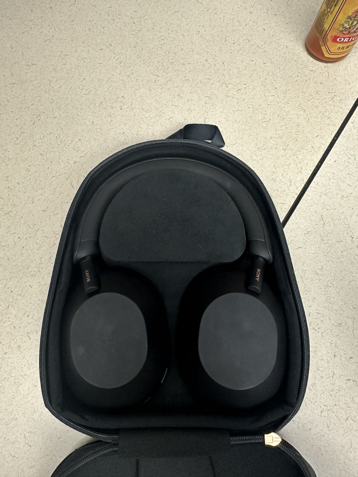 Sony XM5 Headphones