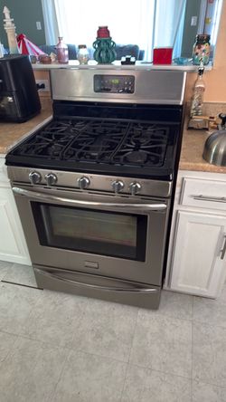 Frigidaire stove