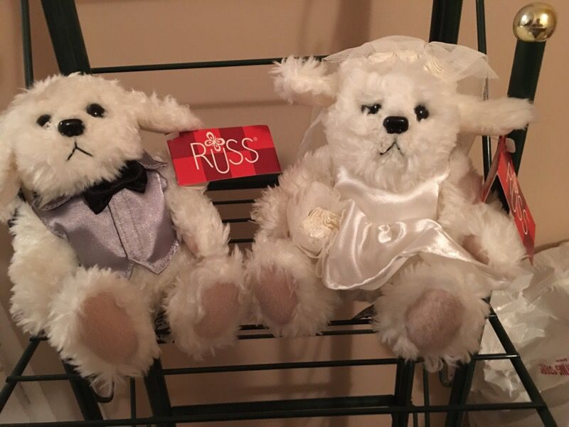 Stuffed bride & groom bears