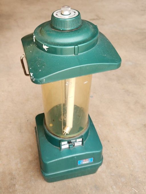 Vintage - 1974 Sportsman Rayovac 360 Lantern