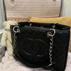 Chanel Grand shopping Tote