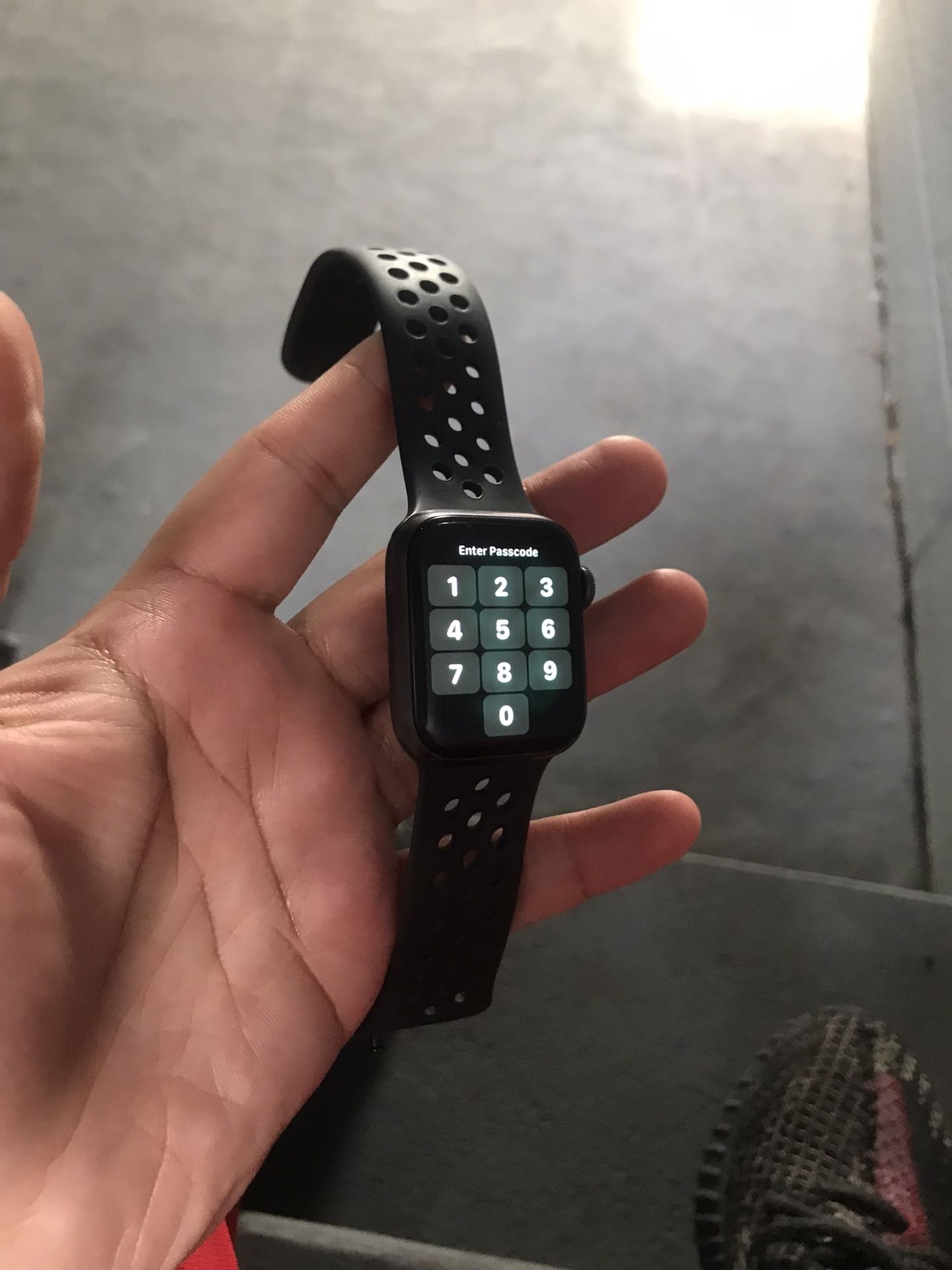 Unlocked Apple Watch Series 6 Nike Edition