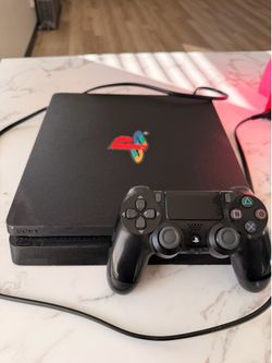 PlayStation 4 Slim 500GB with Controller – Great Condition