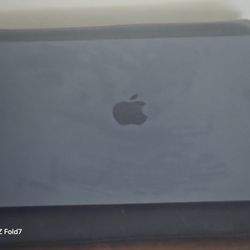 Selling My Apple Air M3 15' 256gb