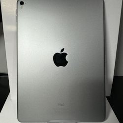 Apple iPad Pro Tablet (32GB, Wi-Fi, 9.7')