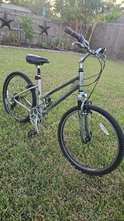 Women's Mountain Bike 26"
