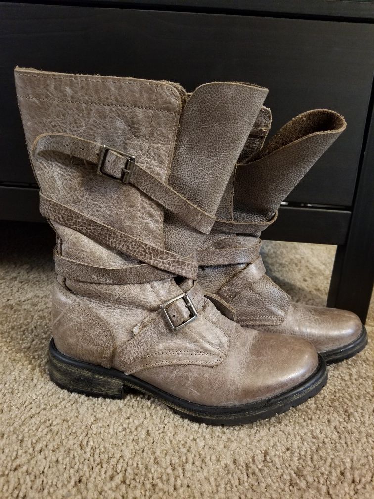Steve Banddit/Moto Boots for Sale in Tacoma, WA - OfferUp