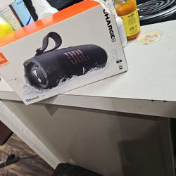 Charge 6 Jbl