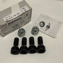 BMW X5 (G05) Wheel Stud Locks