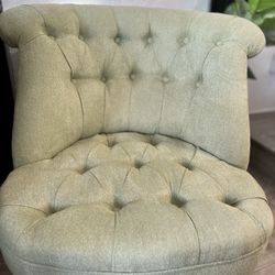 Vintage Style Green Plush Chair With Wheels 