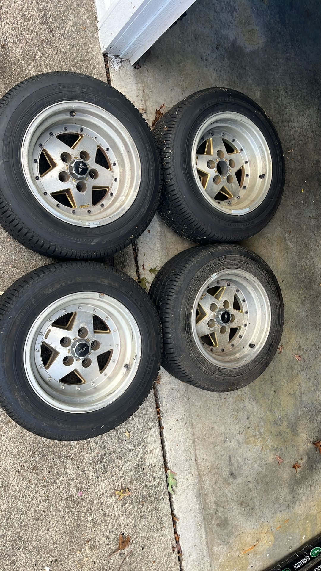 Zender Sport Style Western Rims With P215 60R15 93T Tires