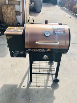 BBQ PIT NEW- ASADOR ELECTRICO 8 en 1 nuevo $250 obo