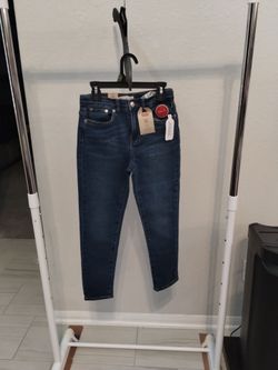 New with tags Levi's jeans for girls mini mom size 8 reg