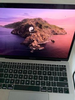 2017 MacBook Pro i5 8g 512