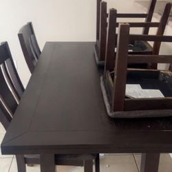 Dinning Table
