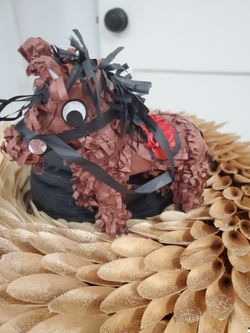 Kentucky Derby Hat - win the contest with this hat!