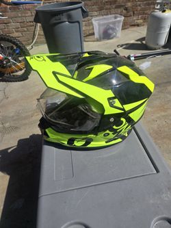 Dirt by kilmet, with visor still like new
