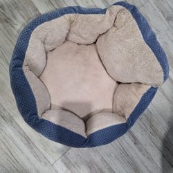 Small Pet Bed 