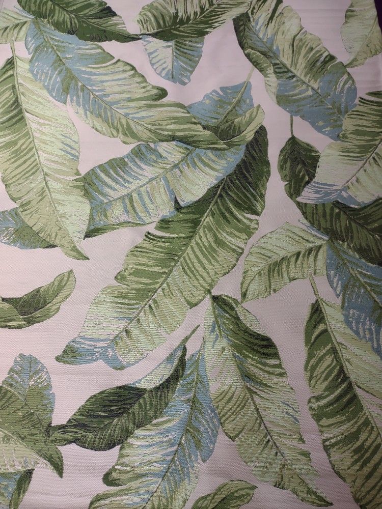 Outdoor Tropical Rug 7' X 10'