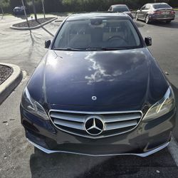 2016 Mercedes-Benz E350 Sport- Excellent Condition 