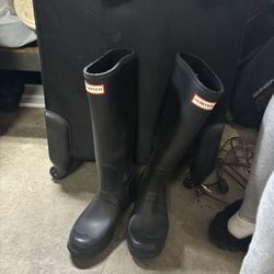 LOW PRICE MOVING- $200 HUNTER BOOTS