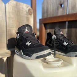 Jordan 4s Retro Black And Light Steel SE Canva  