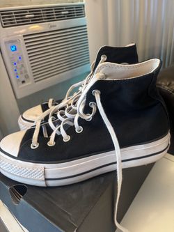Women’s Converse Chuck Taylor High Top