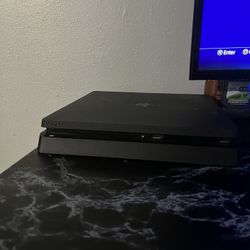 Ps4 Slim Controller And Monitor 