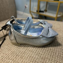 Infant Shoes Size 2c Sleeping Beauty 