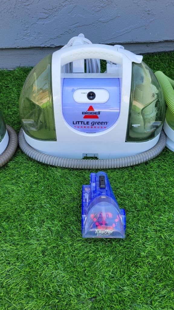 Bissell Little Green Proheat And Turbo brush PET Vacuum Aspiradora for Sale in Chula Vista