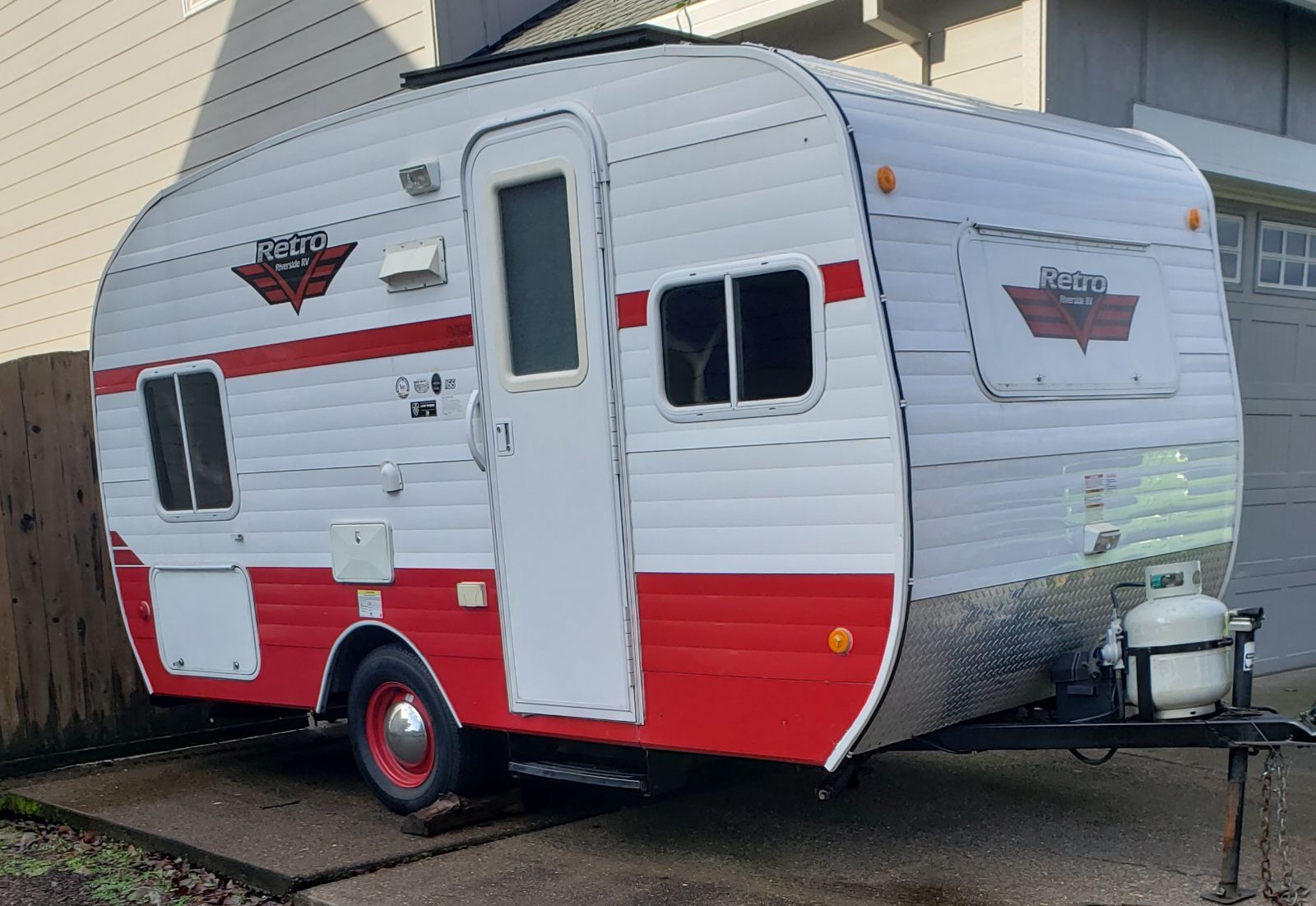2019 Riverside Retro W/upgraded