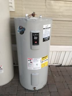 $$140$! Electric water heater- boiler electrico (50 gal)