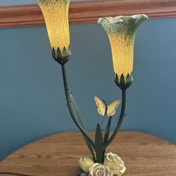 Pre Owned Vintage Beautiful Rare Spring Green Lily Lamp