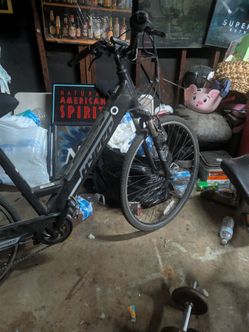 Hyper eltric bike