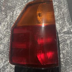 GMC Envoy- Taillights 