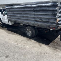 Duramax Diesel Dump Truck Clean Title , 6.6 With Complete Dump Bed, Selling For Parts Or Fix. 