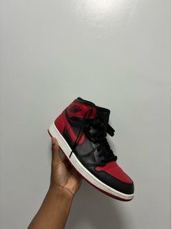 Size  10 air jordan 1 bred 2013 release 9/10