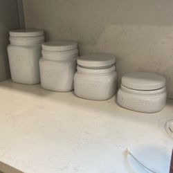 Set Of Mason Contains 