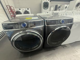 Ge Washer and Dryer Set