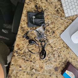 Taotronics Bluetooth Earbuds 