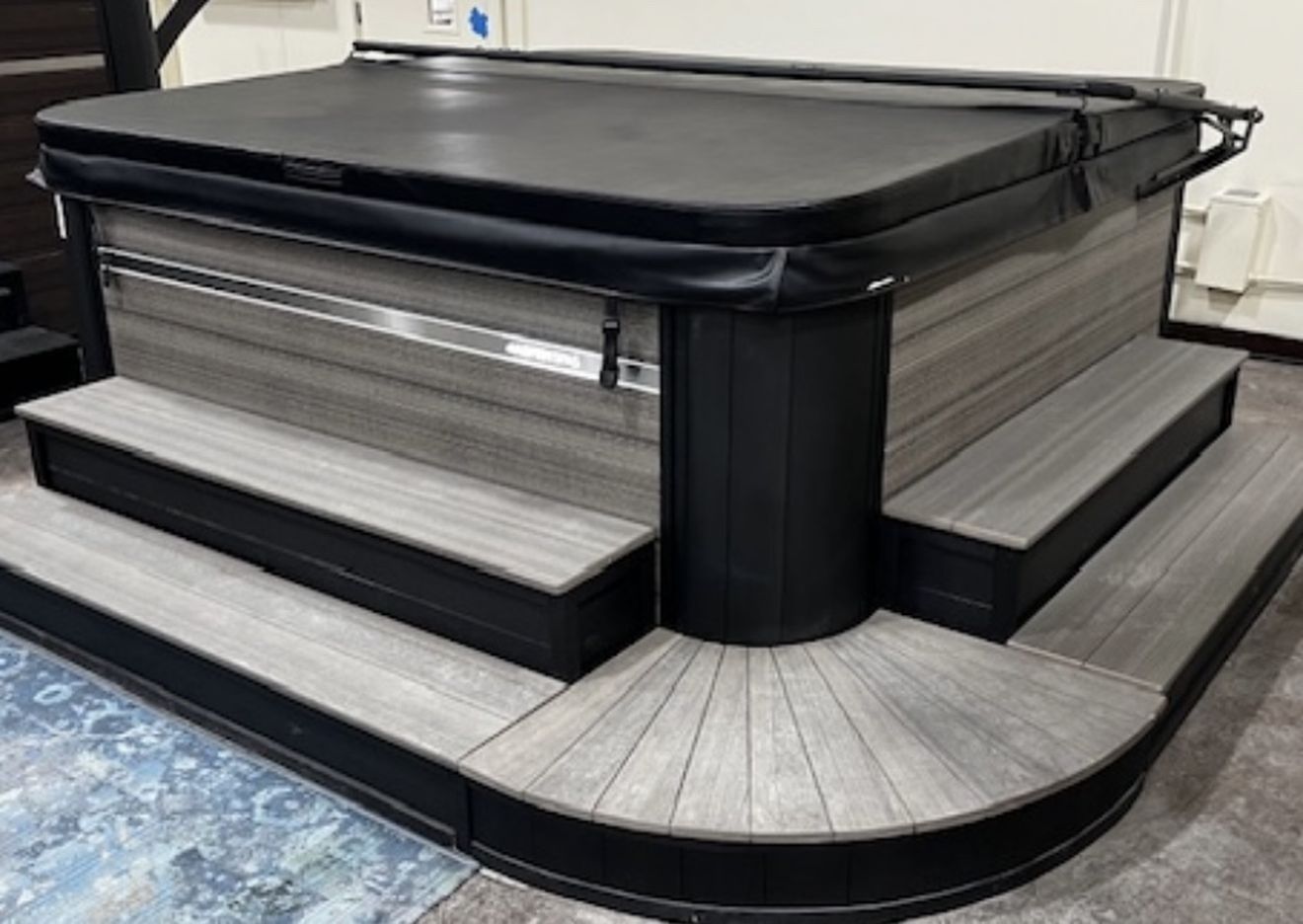 Brand New From Manufacture Aspen Spa (Hot tub)