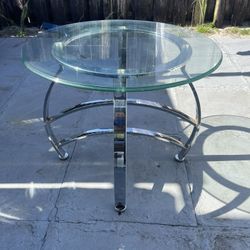 Hollywood Regency Mid Century Chrome Round Glass Top Side Table 26”D X 21”H In Good Condition $40 Firm On Price