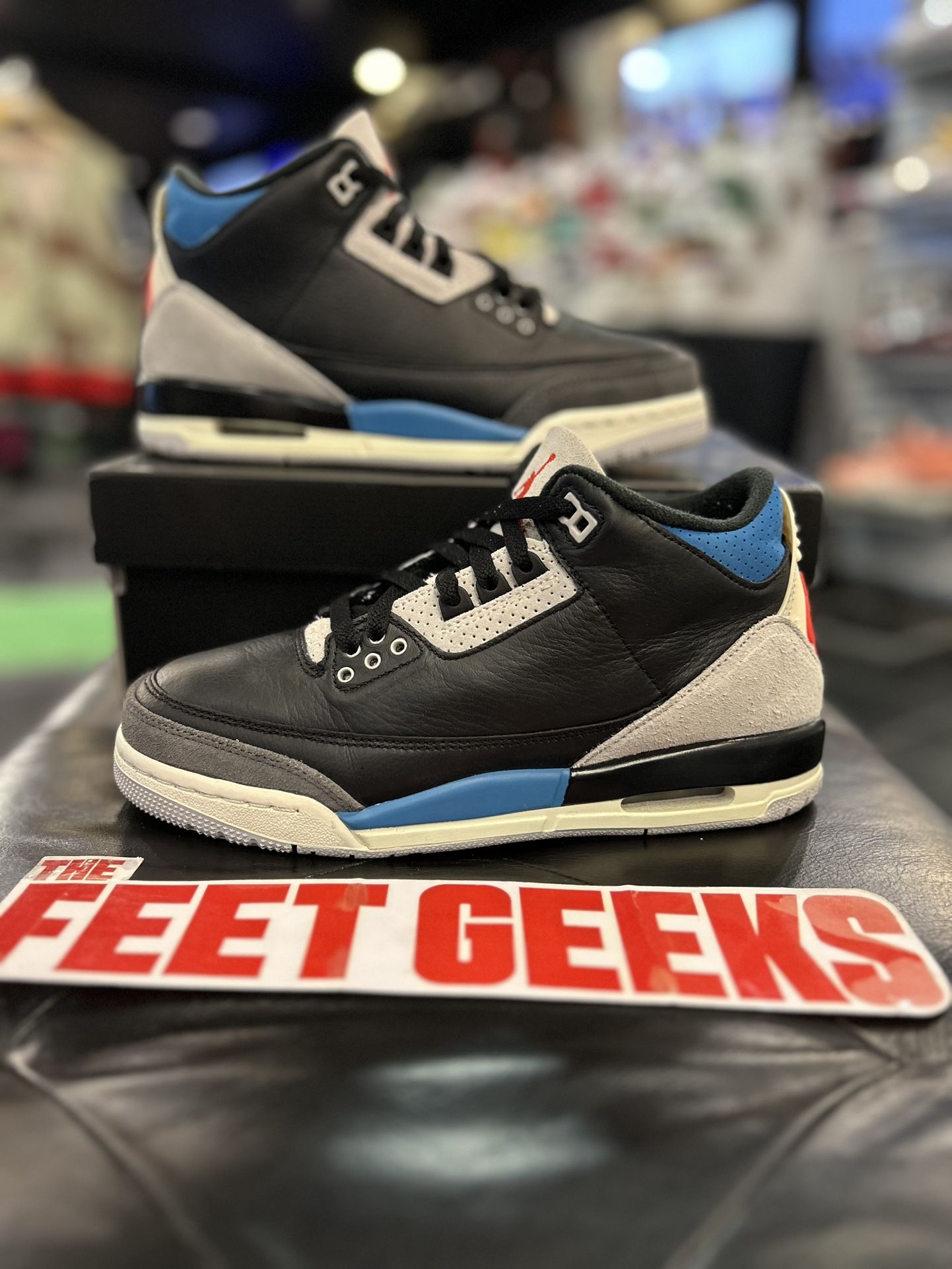 Air Jordan 3 Retro Rare Air Size 7y