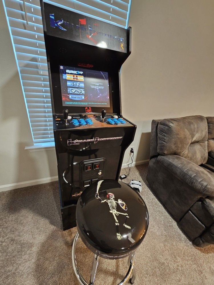 Killer Instinct Arcade Game With Chair
