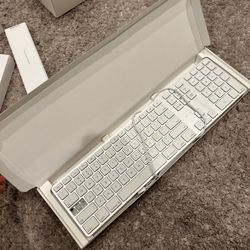 Apple Keyboard Wired