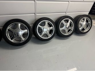 Toyota Supra MKIV TT Stock wheels