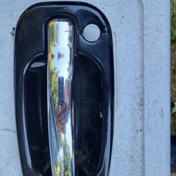 04 escalade driver side door handle